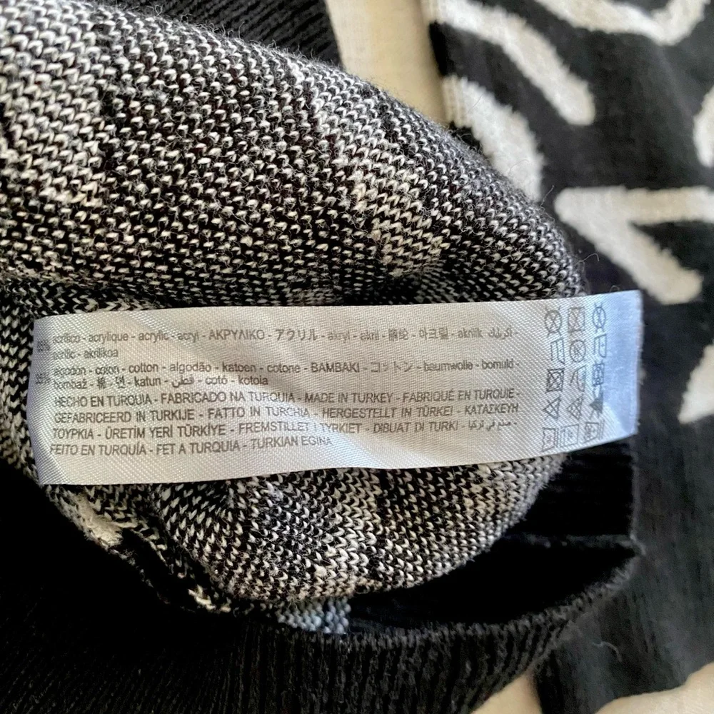 ZARA Geometric Jacquard Sweater Size S - Picture 6 of 6
